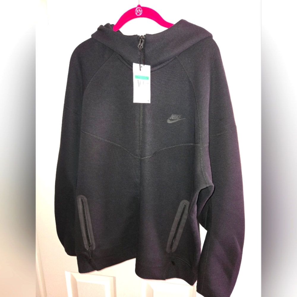 Nike Tech Hoodie